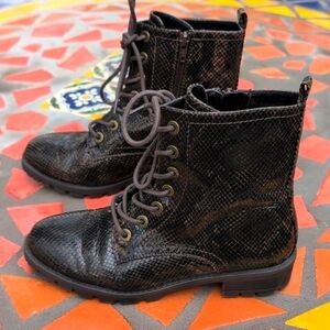 White Mountain Danvers Combat Boot